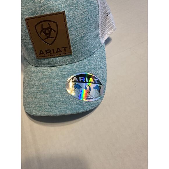 Ariat Hat Ladies Turquoise Logo Leather Patch Ponyflo Cap One Size Ponytail NWT - Picture 12 of 13